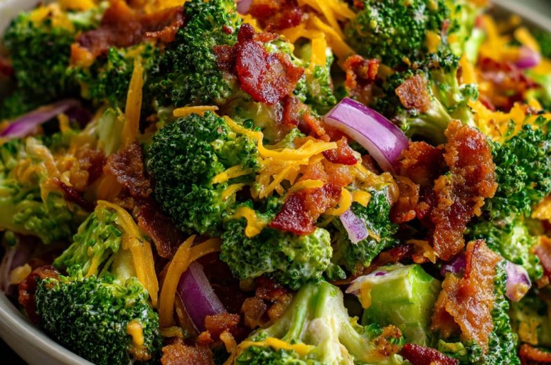 Brokkolisalat
