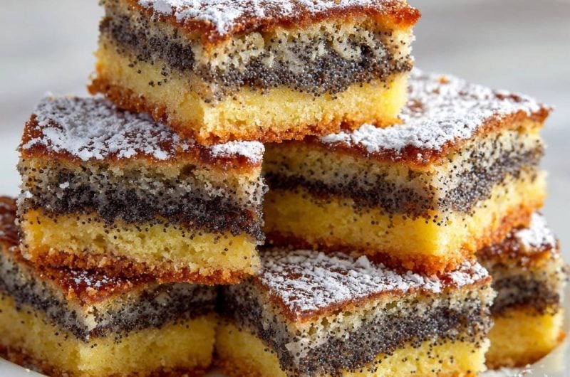 Saftiger Mohnkuchen vom Blech