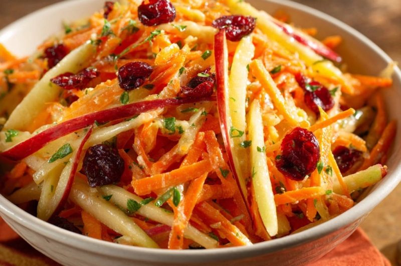 Karotten-Apfel-Salat