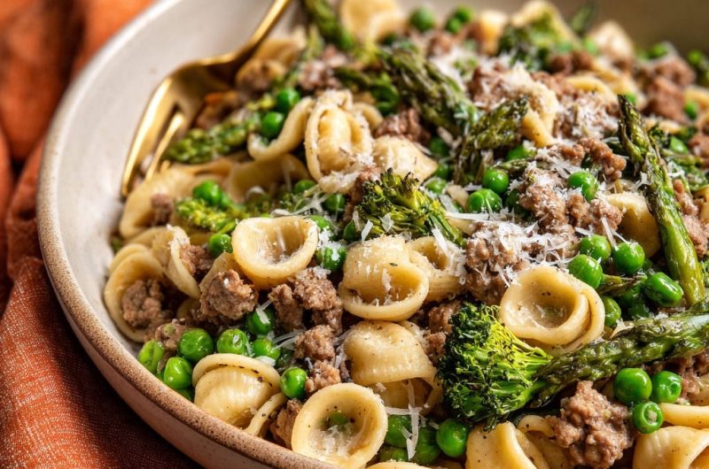 Orecchiette mit Hackfleisch und Frühlingsgemüse