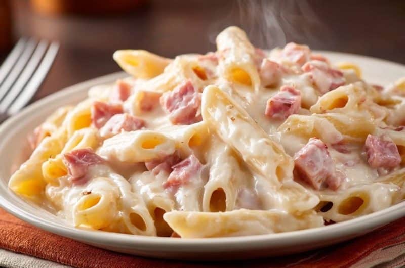 Cremige Penne mit Schinken