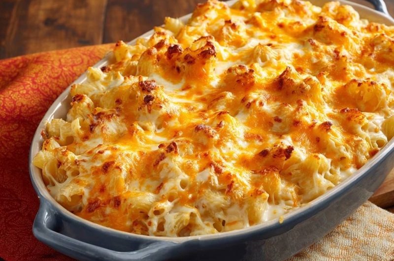 Cremiger Mac and Cheese mit knuspriger Käsekruste