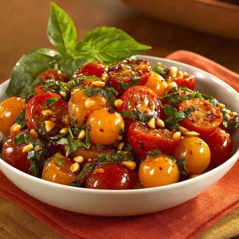 Glasierte Kirschtomaten mit Basilikum und Pinienkernen (Nie wieder platzen Tomaten!)