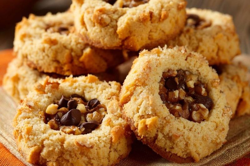Knusprige Walnuss-Schoko-Muldenkekse