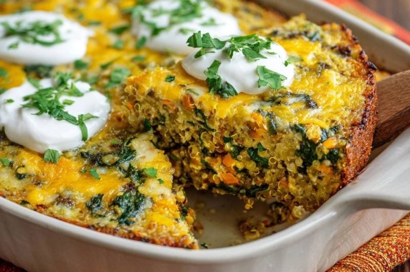 Knuspriger Quinoa-Spinat-Karotten-Auflauf