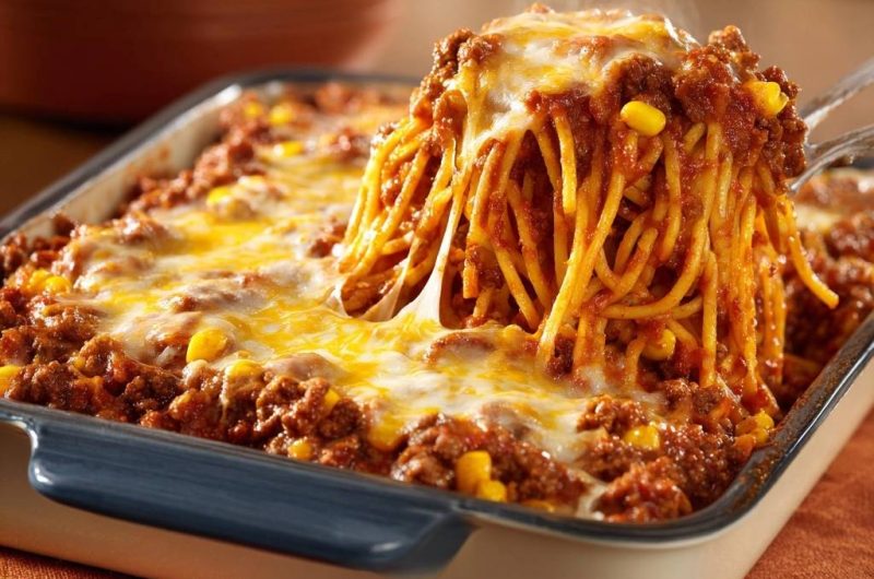 Spaghetti-Hack-Auflauf
