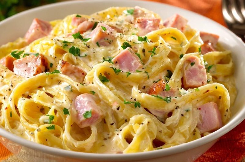 Cremige Tagliatelle mit Schinken (Keine klumpige Soße mehr)