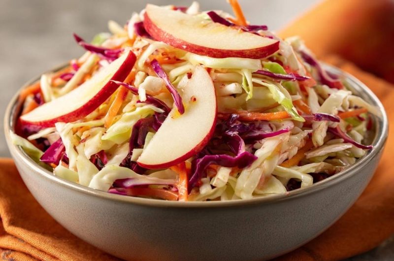 Knackiger Apfel-Krautsalat