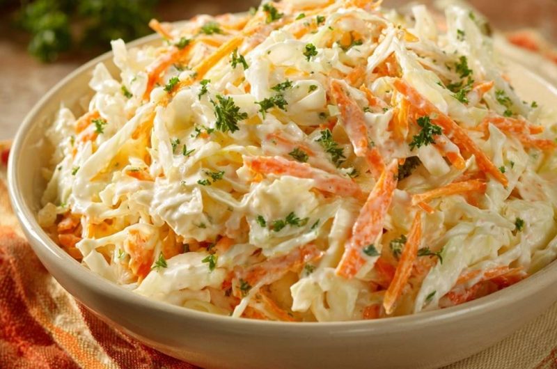 Knackiger Cremiger Coleslaw