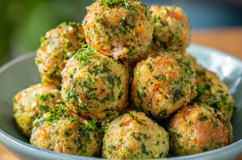 Knusprige Lachs-Karotten-Bällchen