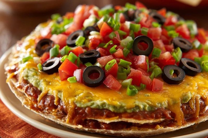 Mexikanische Schicht-Pizza