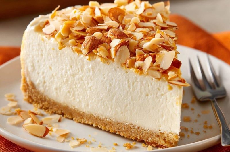 Cremiger Mandel-Käsekuchen